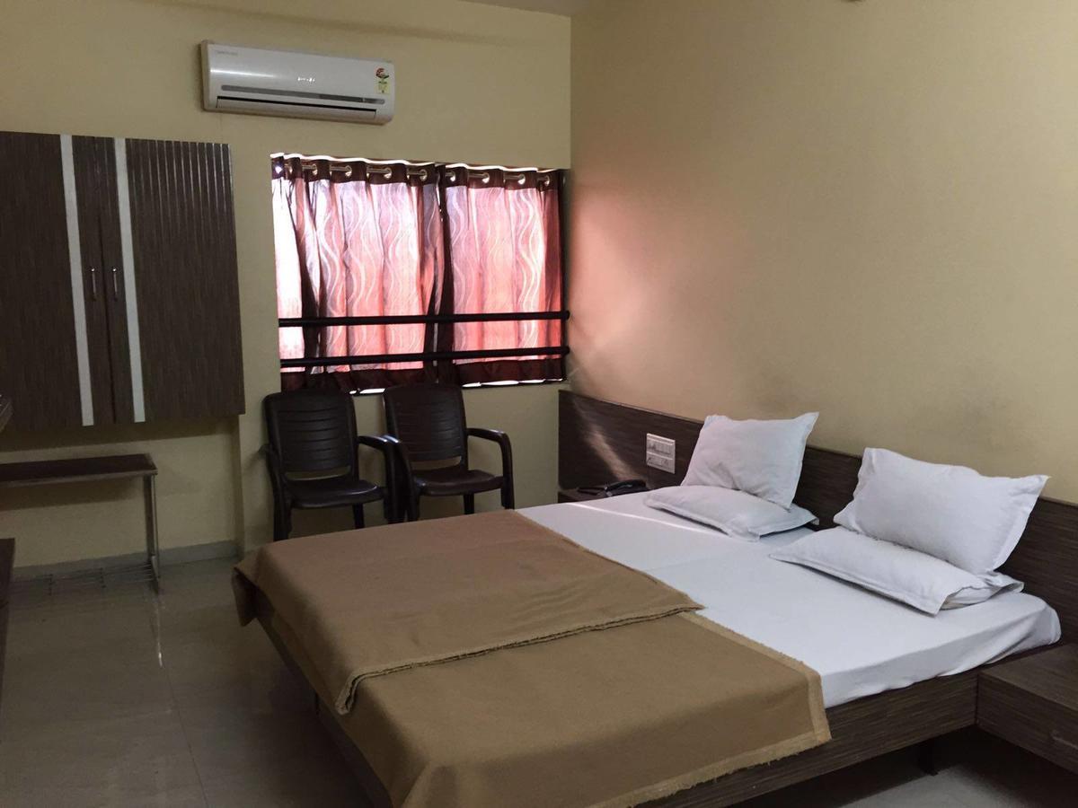 Hotel Vikas Palace Solapur Eksteriør billede